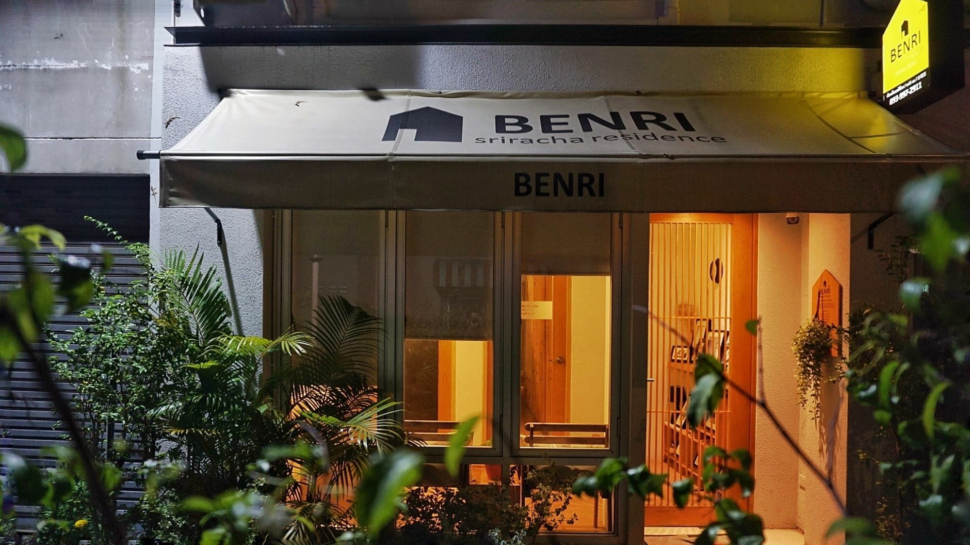 Benri Sriracha Residence Si Racha Exterior foto